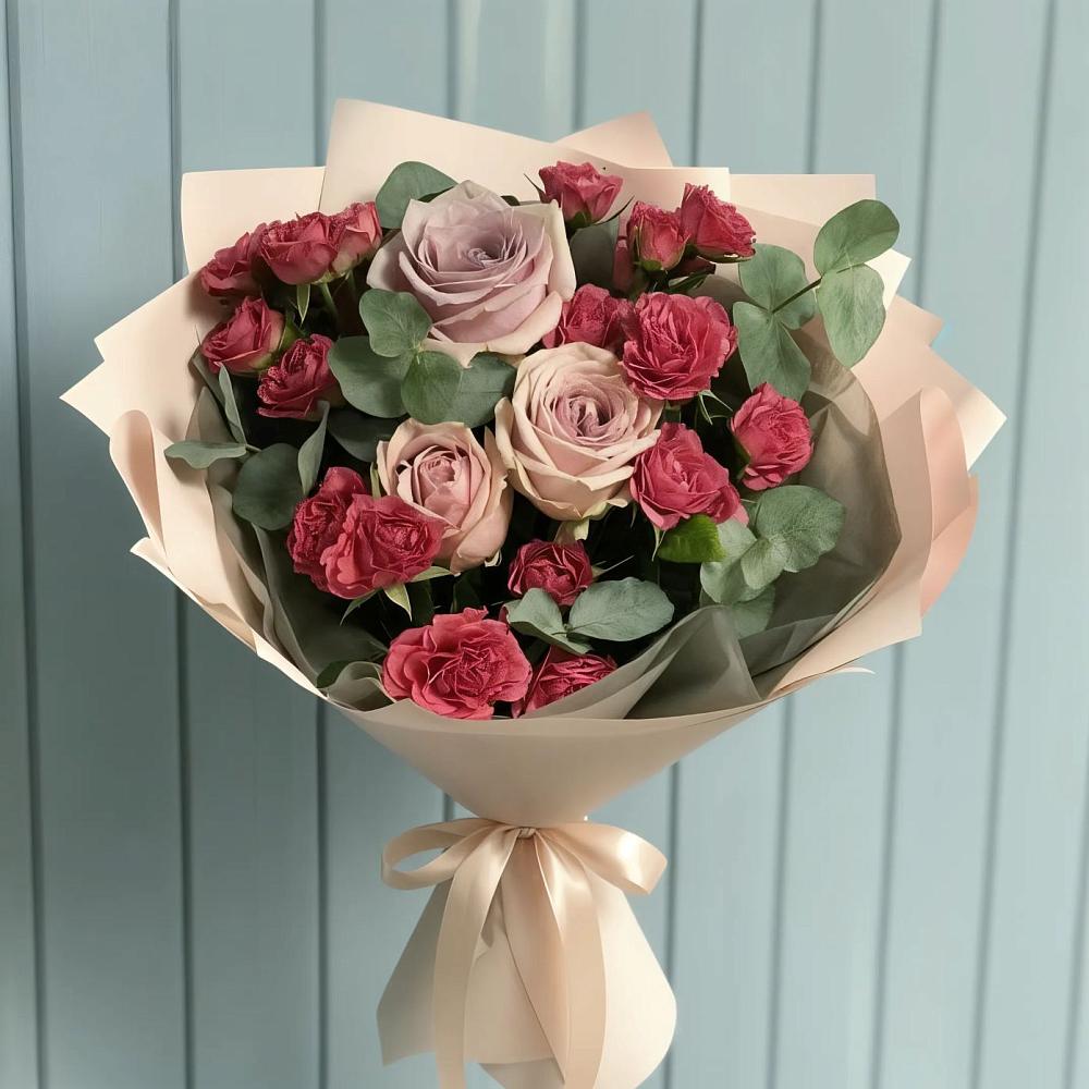 Букет цветов из: Гвоздики и Розы в Казанское