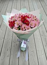 Букет цветов из:  Альстромерии #REPLACE_PRED# Казанское