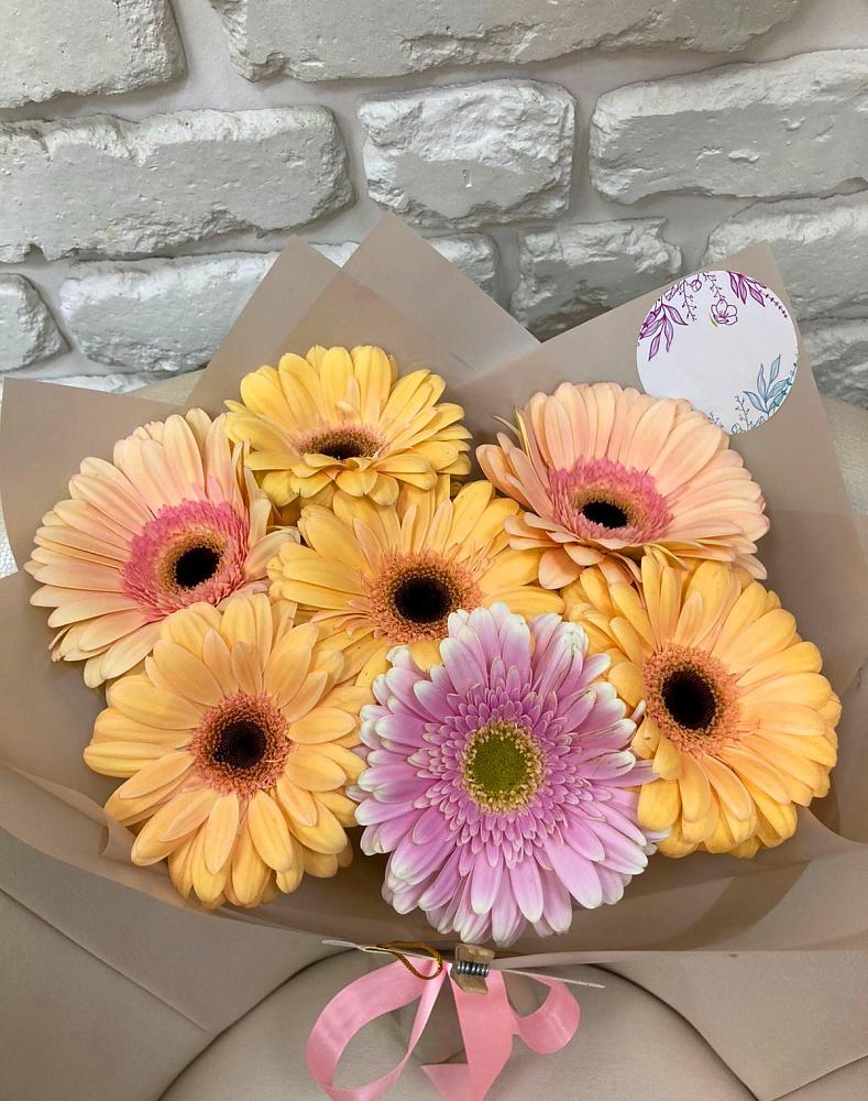 Букет цветов из: Герберы в Казанское