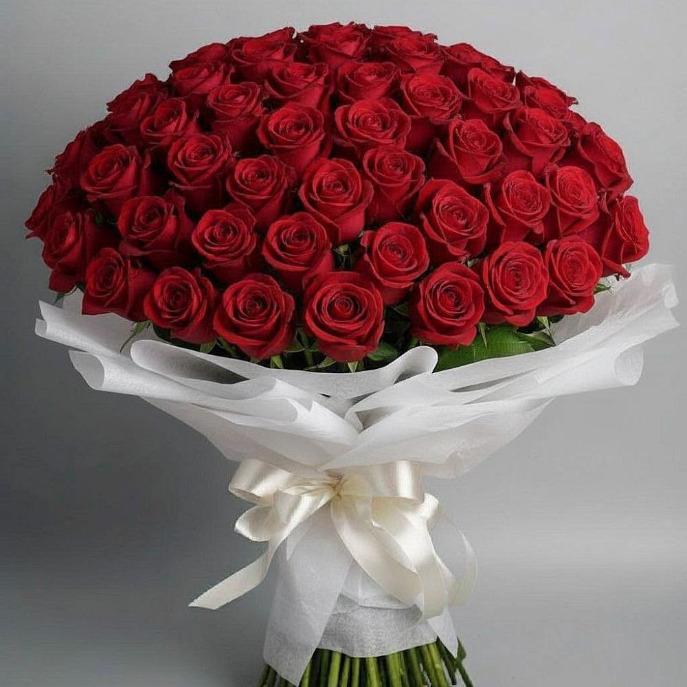 Букет 101 Красная роза Блэк Мэджик в Казанское