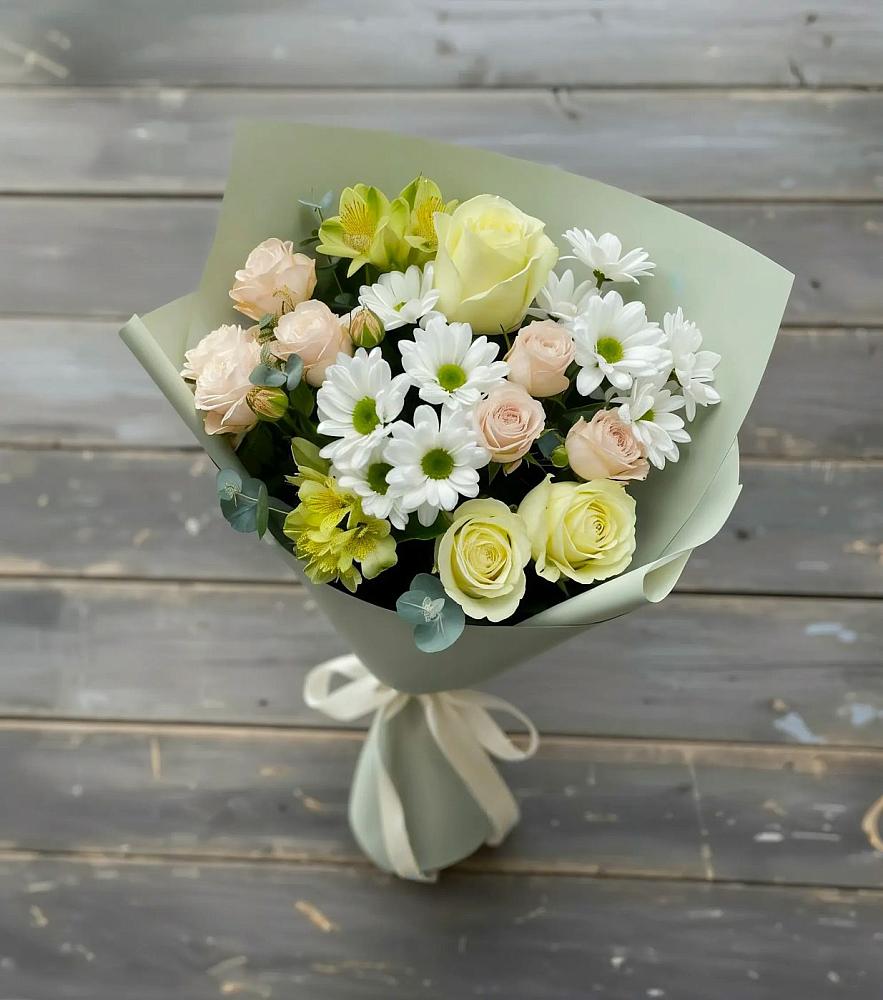 Букет цветов из: Альстромерии, Розы и Хризантемы в Казанское