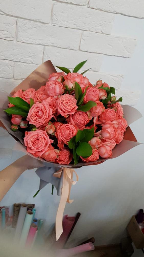 Букет цветов из: Розы в Казанское