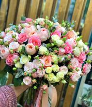 Букет цветов из:  Розы #REPLACE_PRED# Казанское