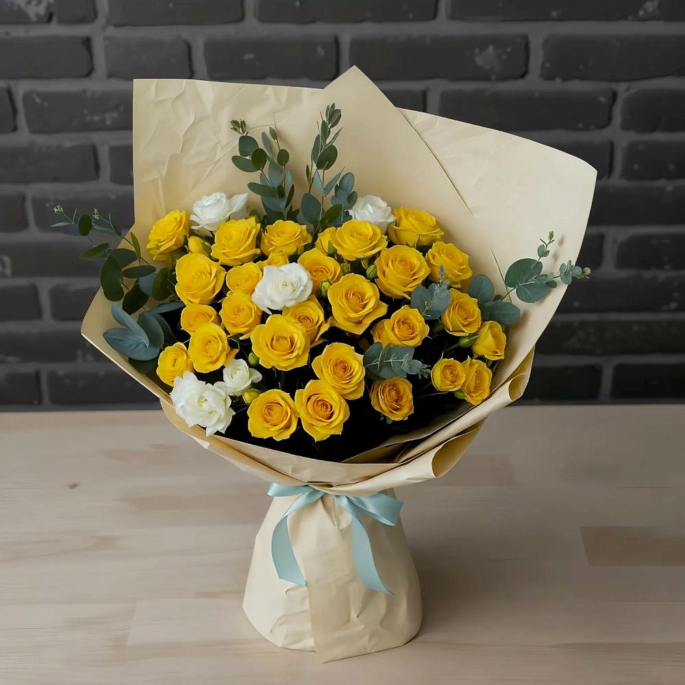 Букет цветов из: Розы в Казанское