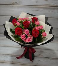 Букет цветов из:  Розы в Казанское
