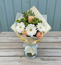 Букет цветов из:  Герберы, Розы и Хризантемы в Казанское