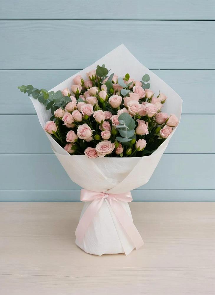 Букет цветов из: Розы в Казанское