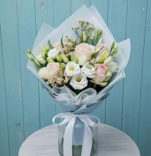 Букет цветов из:  Розы и Лизиантусы #REPLACE_PRED# Казанское