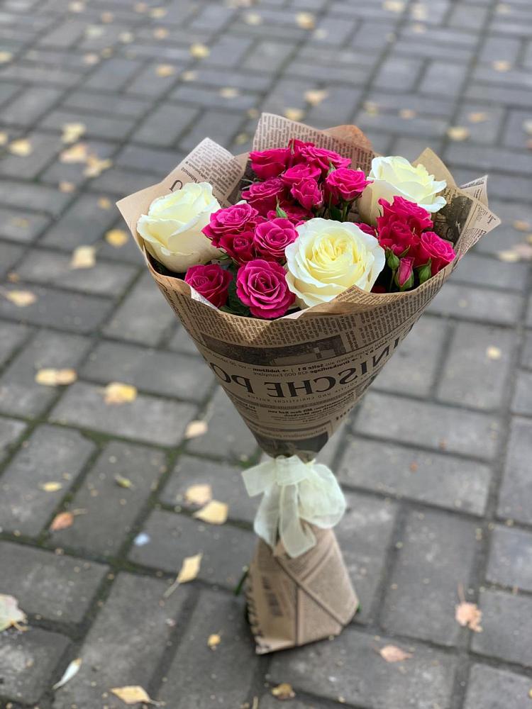 Букет цветов из: Розы в Казанское