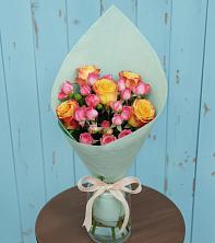 Букет цветов из:  Розы в Казанское